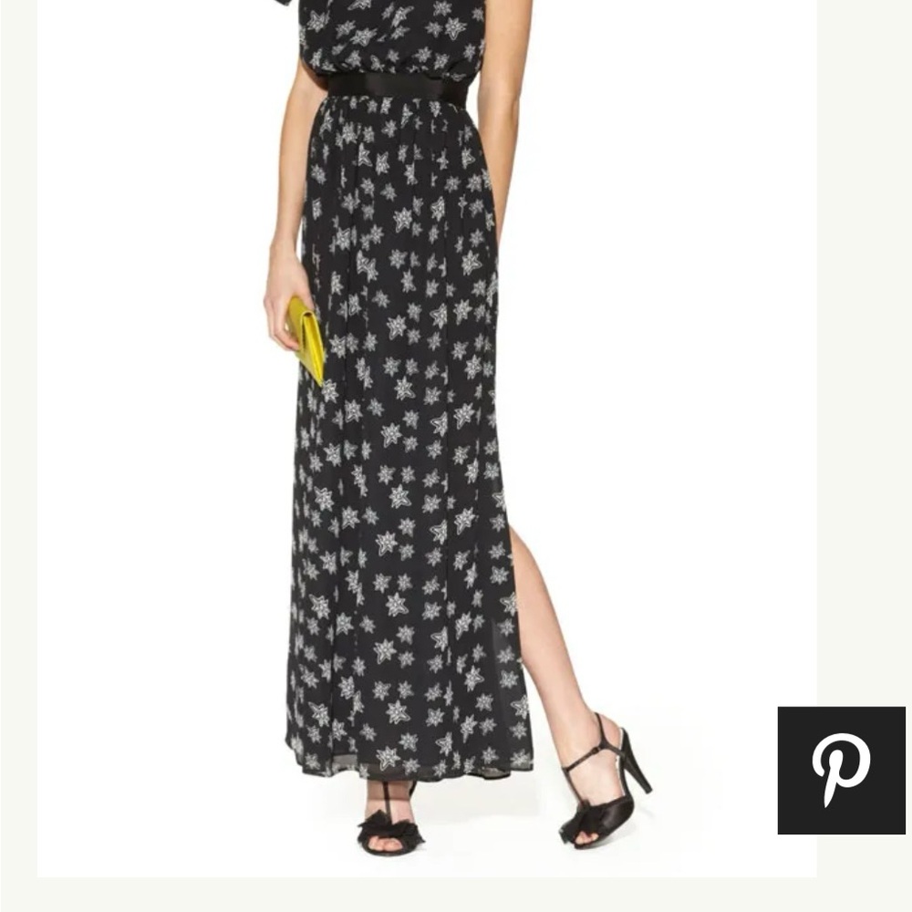 Chic Black  Maxi Dress Shimmering Stars